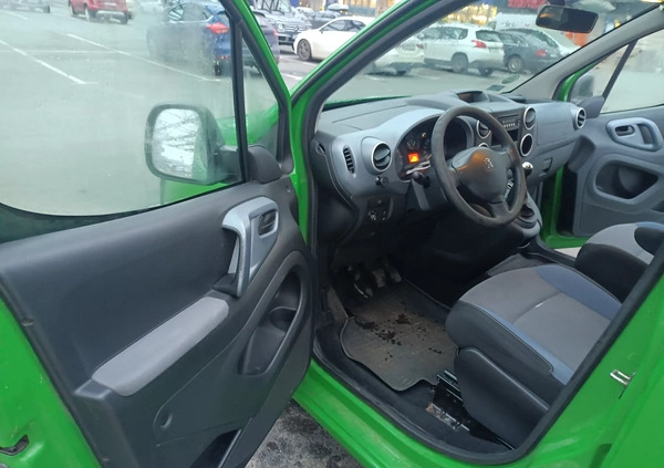 Peugeot Partner cena 18000 przebieg: 285032, rok produkcji 2013 z Poznań małe 16
